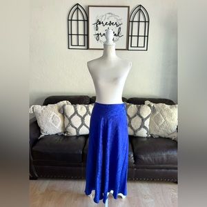 Vintage Papell Too Bright Royal Blue Floral Print 100% Silk Maxi Skirt Size 10